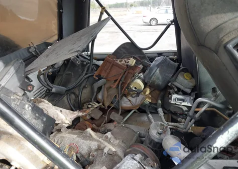 2004 Jeep Wrangler Se z USA, uszkodzony, nr VIN 1J4FA29164P741081